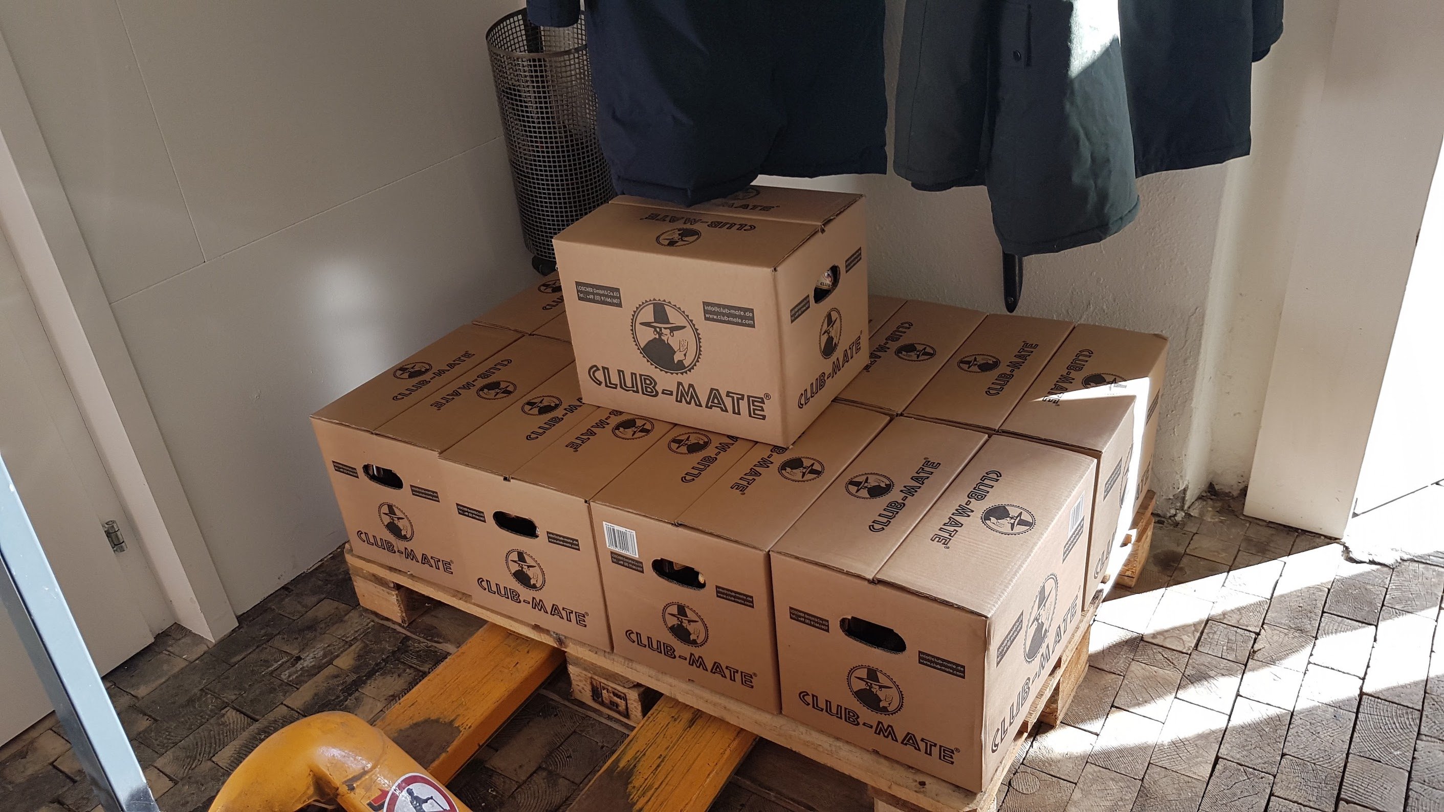 clubmate_at_hack4glarus.jpg